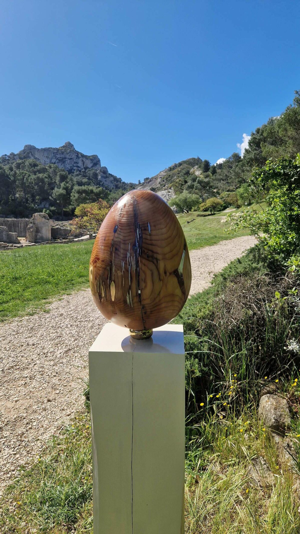 oeuf en exposition Glanum